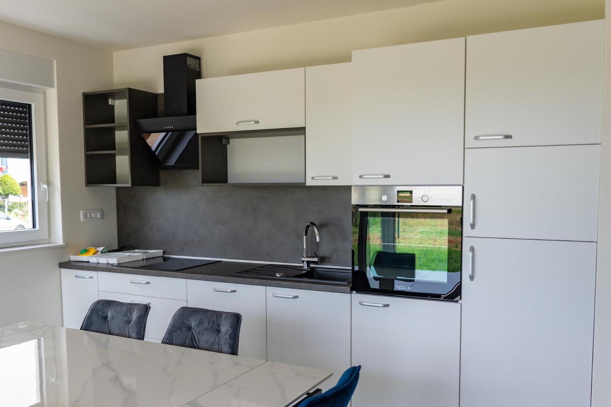 Baden Resort Basanija, Umag-With Sea View, Parking And 300M From The Beach Экстерьер фото