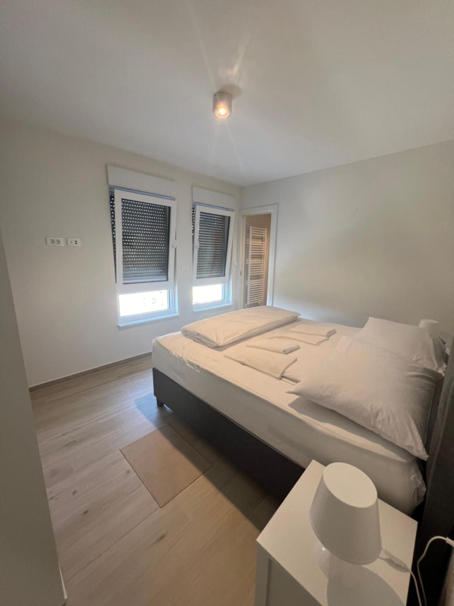 Baden Resort Basanija, Umag-With Sea View, Parking And 300M From The Beach Экстерьер фото
