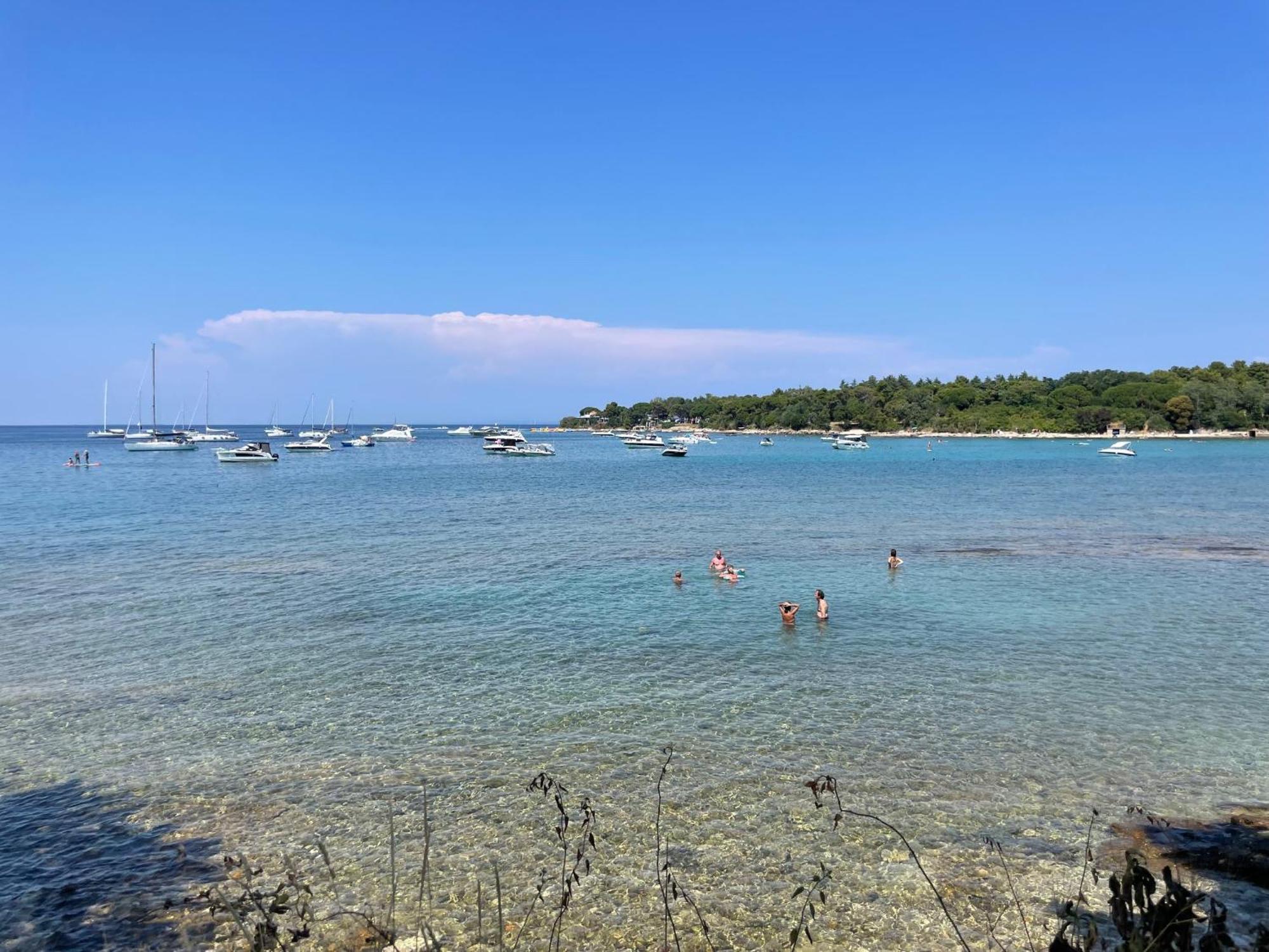 Baden Resort Basanija, Umag-With Sea View, Parking And 300M From The Beach Экстерьер фото